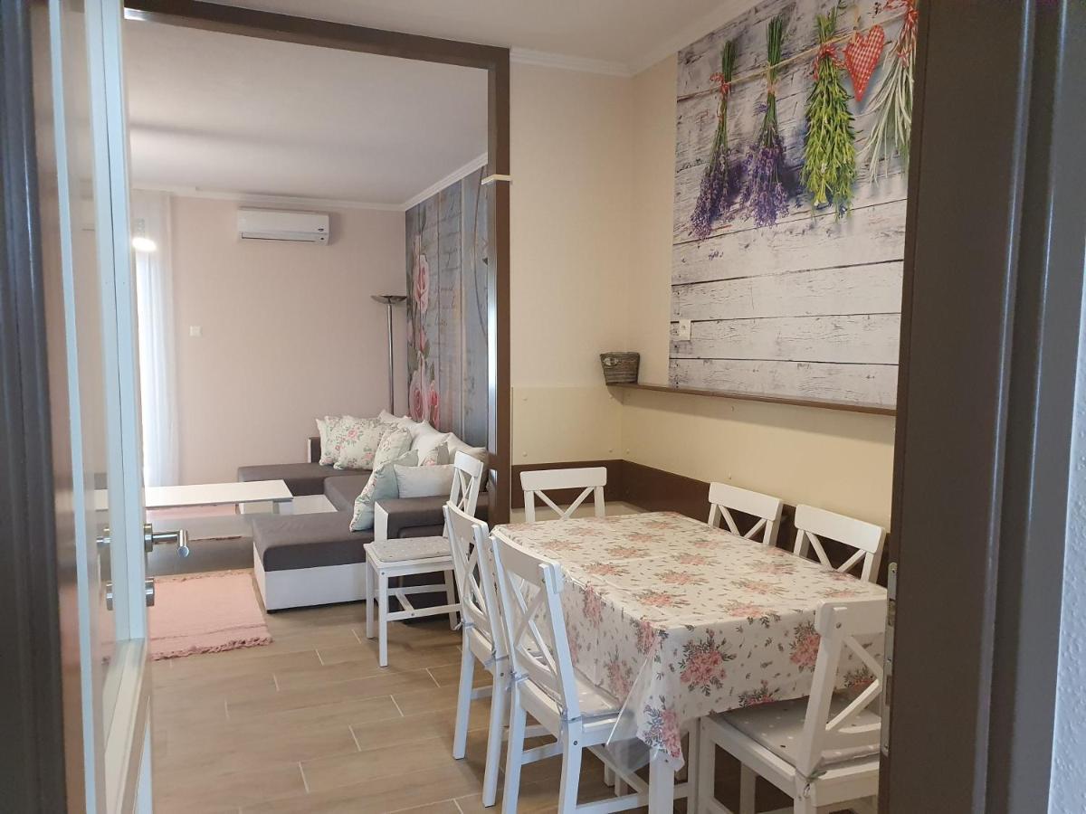 Flower Apartment Heviz Exterior photo