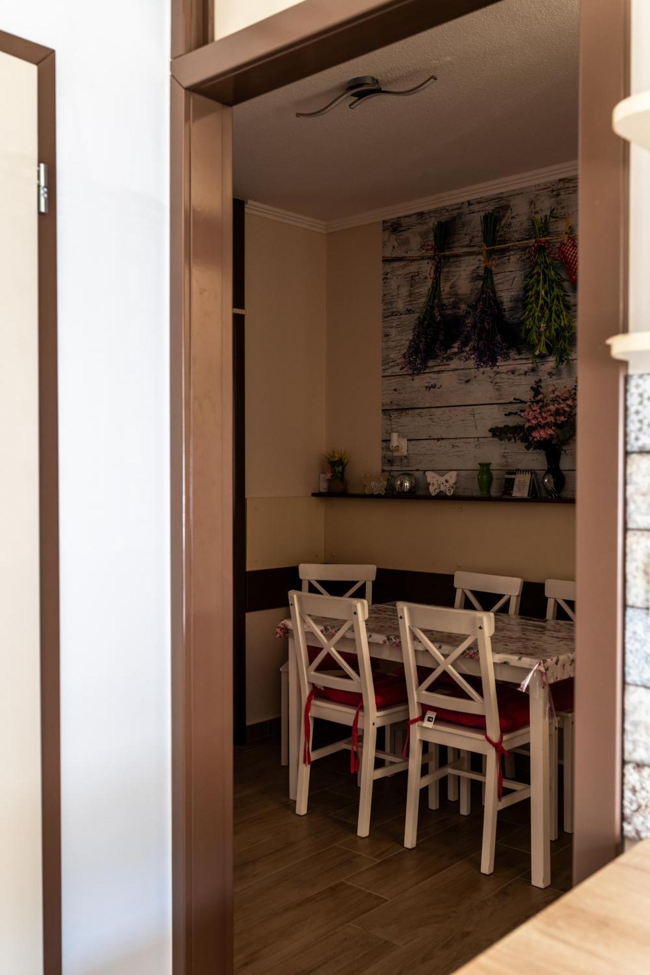 Flower Apartment Heviz Exterior photo